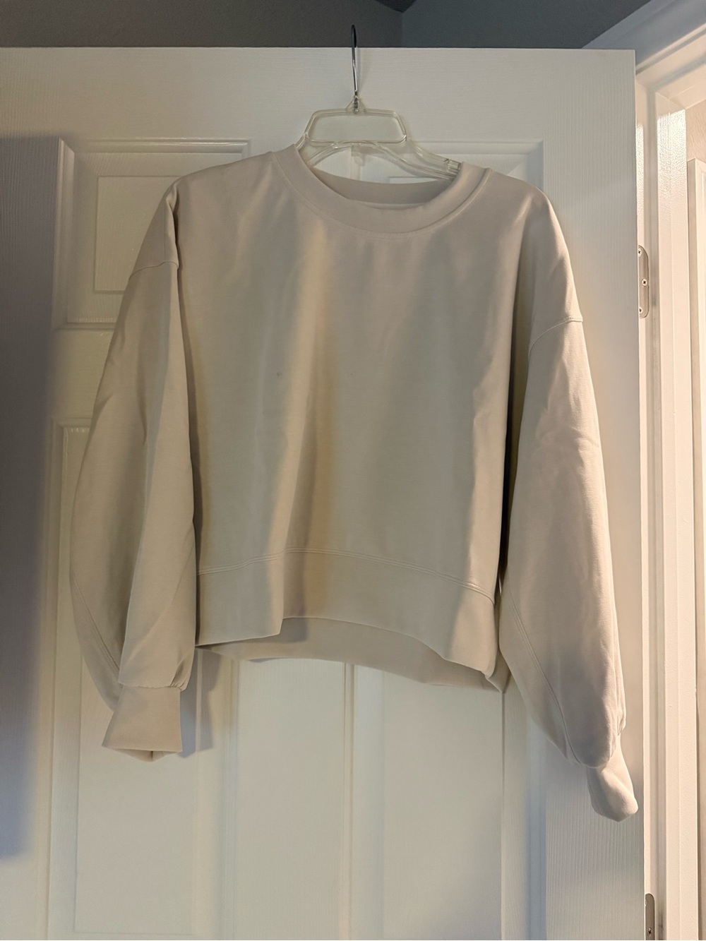lululemon athletica Crewneck Sweatshirt - Cream